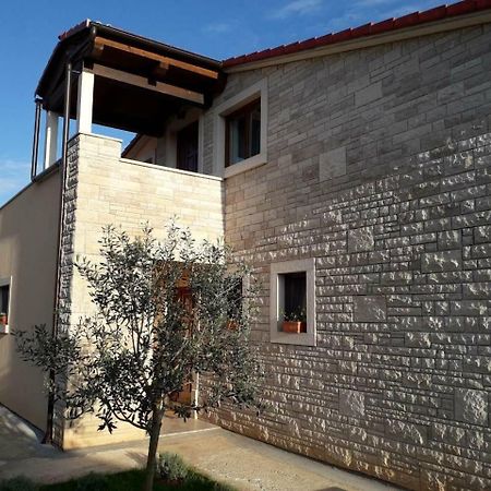 מדולין Apartman Ulika מראה חיצוני תמונה