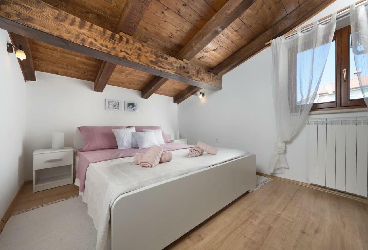 מדולין Apartman Ulika מראה חיצוני תמונה