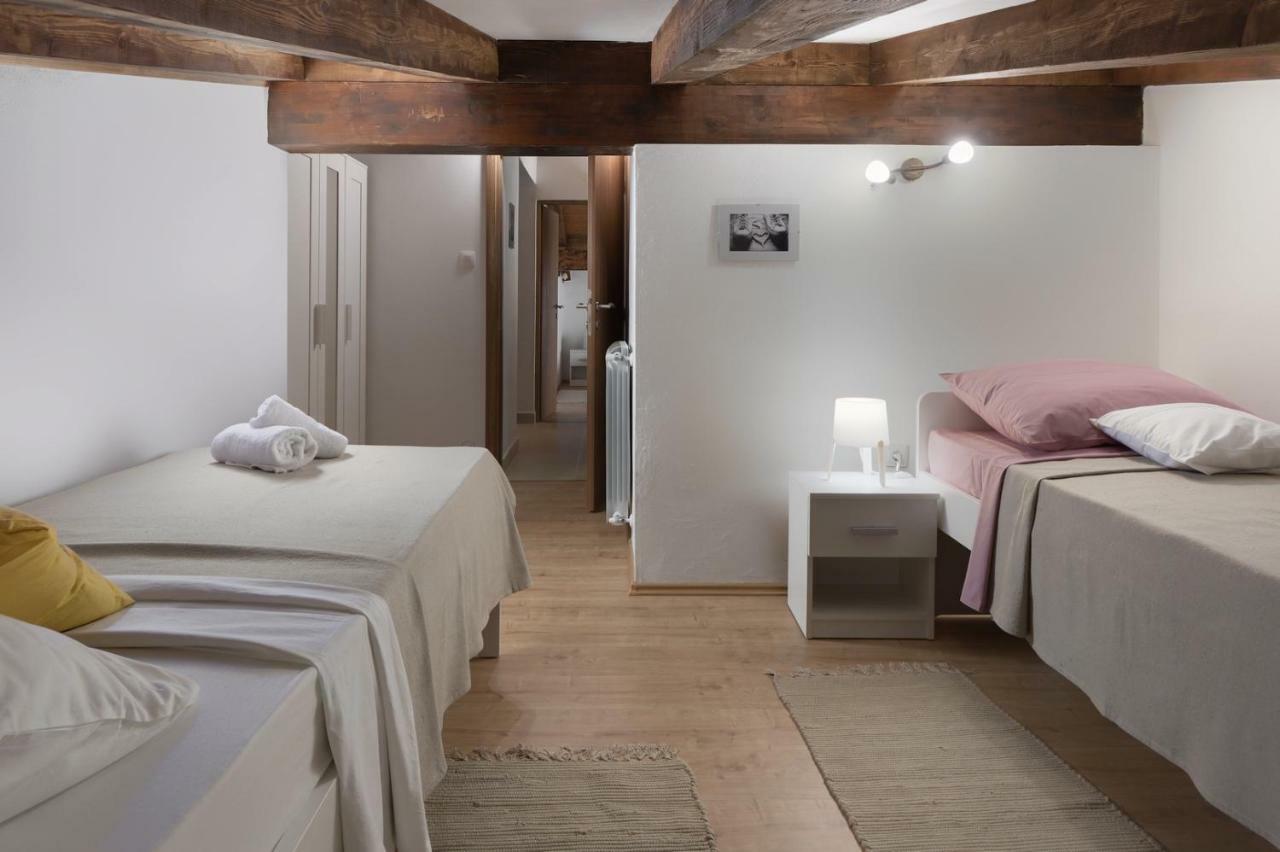 מדולין Apartman Ulika מראה חיצוני תמונה