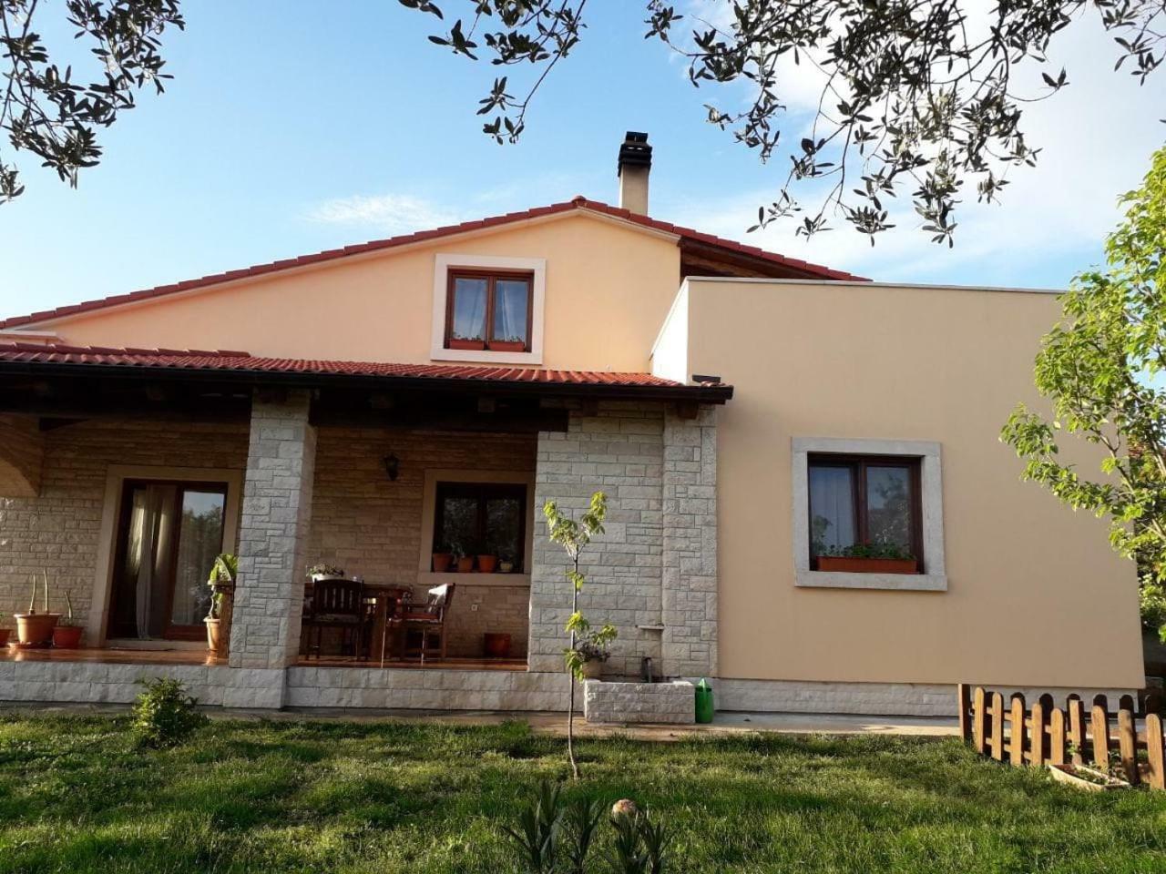 מדולין Apartman Ulika מראה חיצוני תמונה